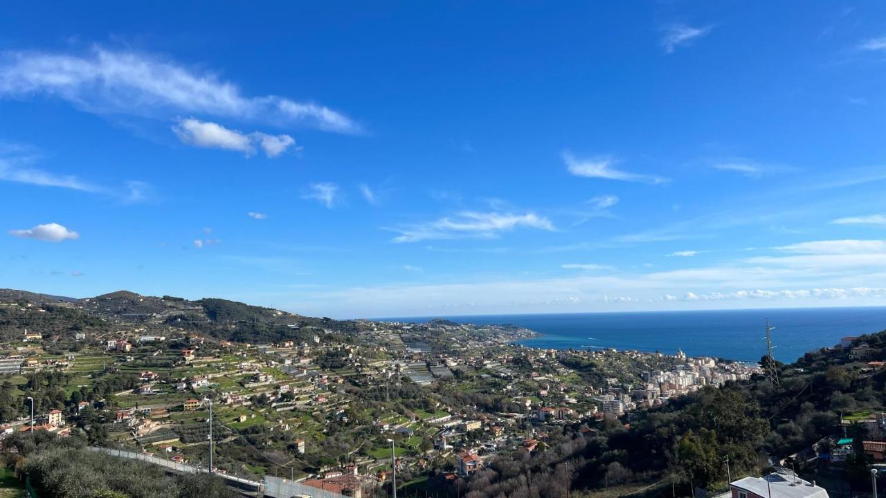 Appartamento In Collina Vista Mare Sanremo Bagian luar foto